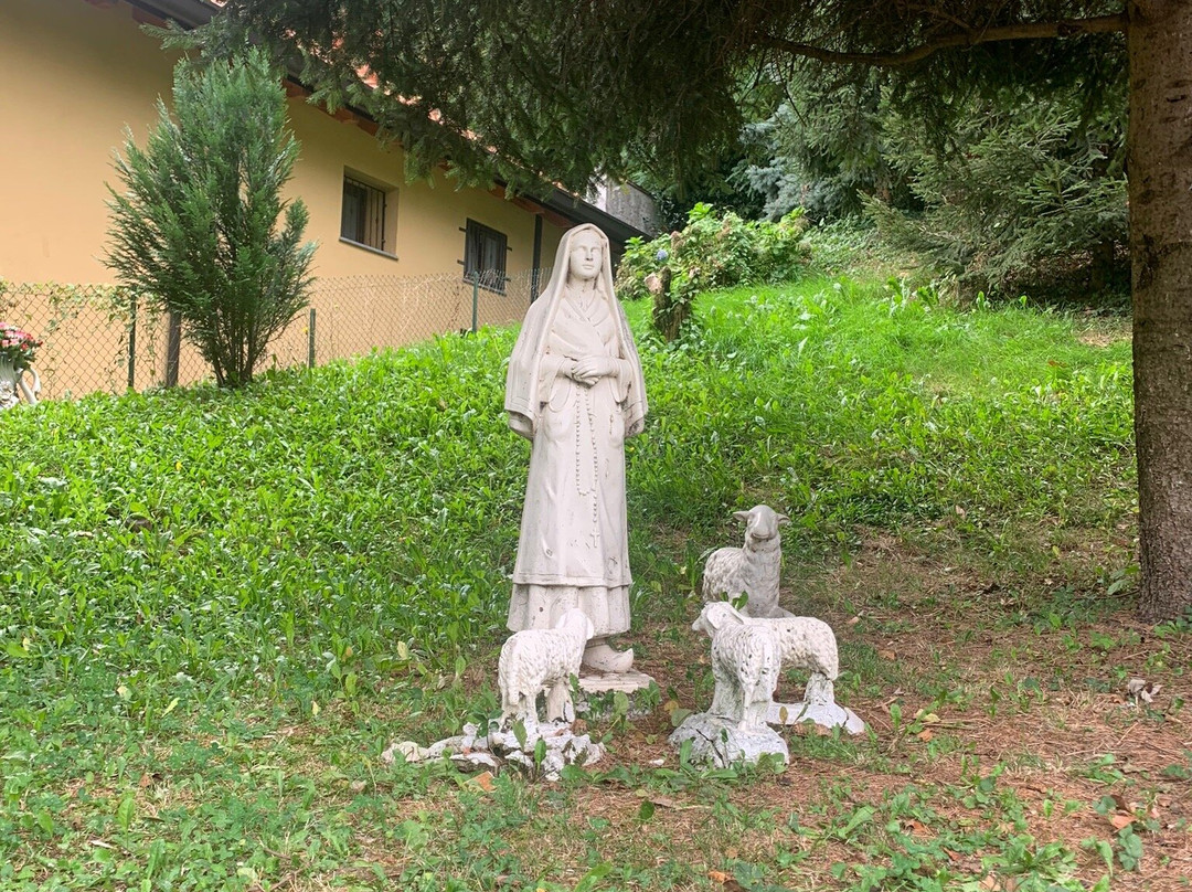Grotta Madonna Di Lourdes景点图片