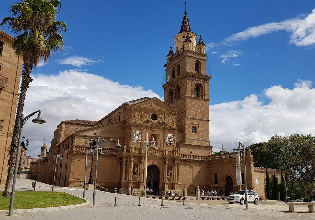 Catedral de Santa Maria-Calahorra必去景点