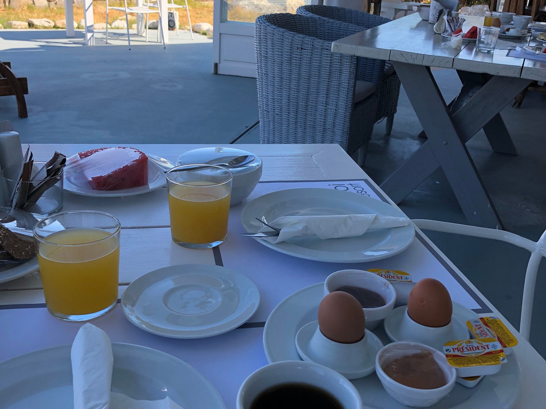 阿尼莫伊度假酒店主图