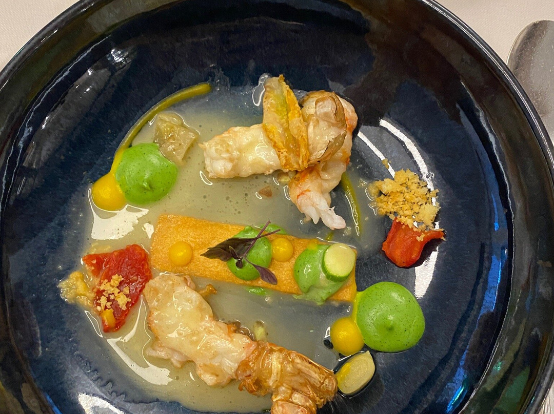 Hotel Les Pyrenees主图