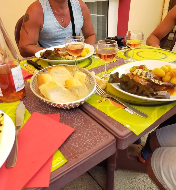 Hotel restaurant Aux Cerisiers主图