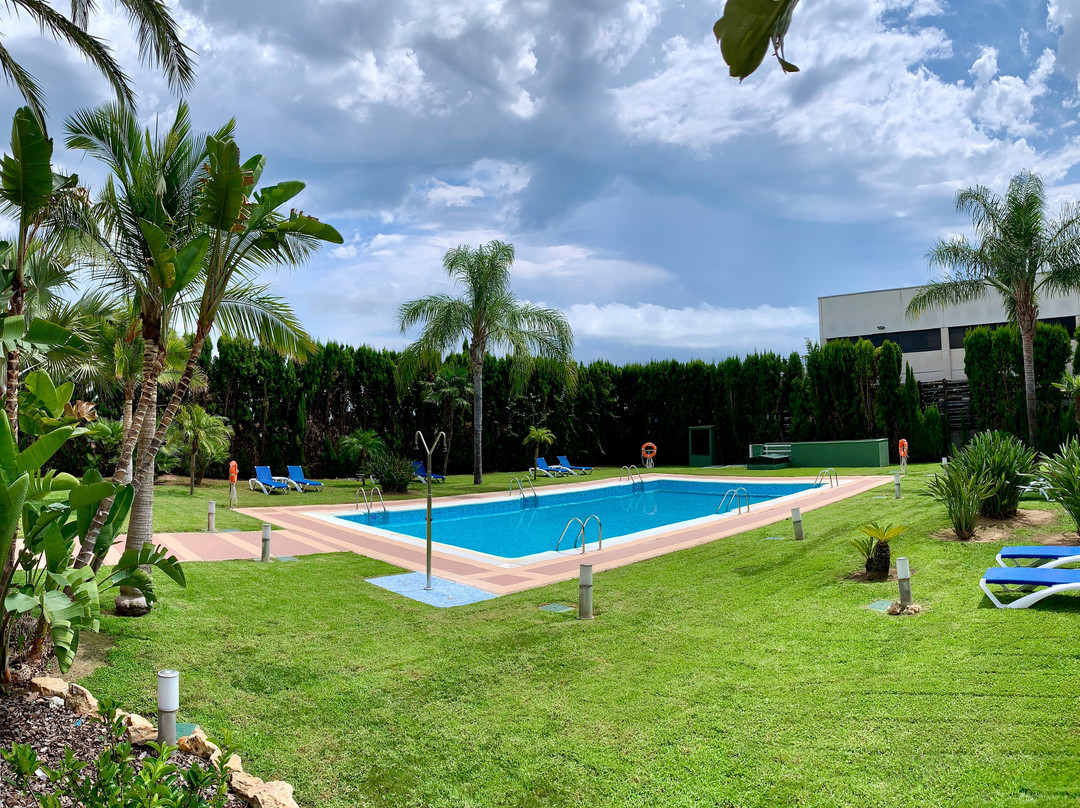 Ramada by Wyndham Valencia Almussafes主图