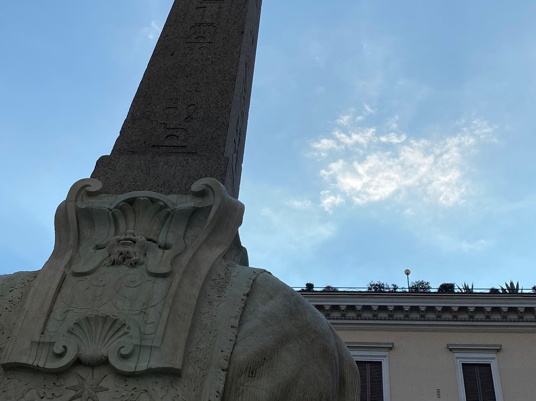 Elephant and Minerva Obelisk景点图片
