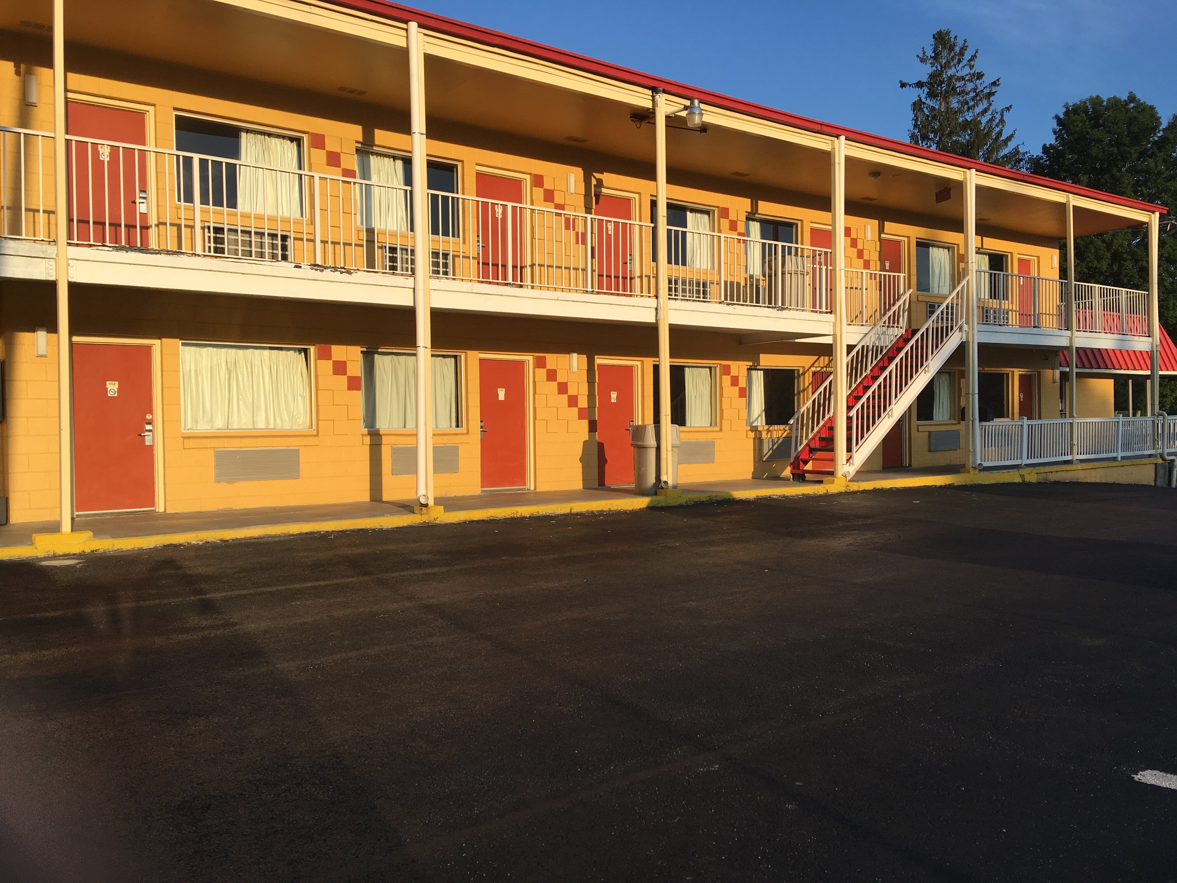 Econo Lodge Near Bluefield College-浴室