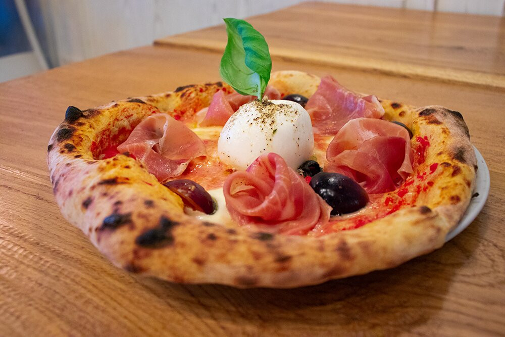 麦斯特餐馆和美食-Mister Pizza