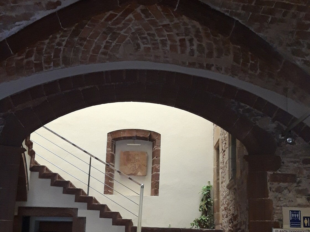 Castell de Pallejà-Palleja必去景点