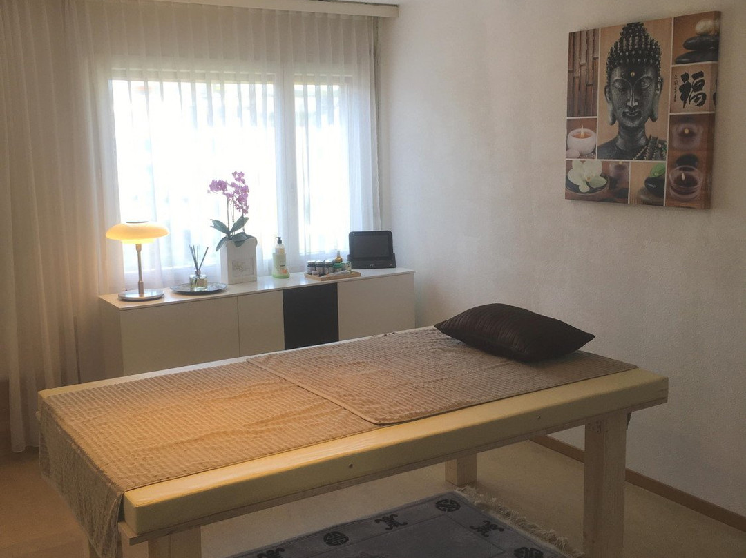 Diamond Lake Massage