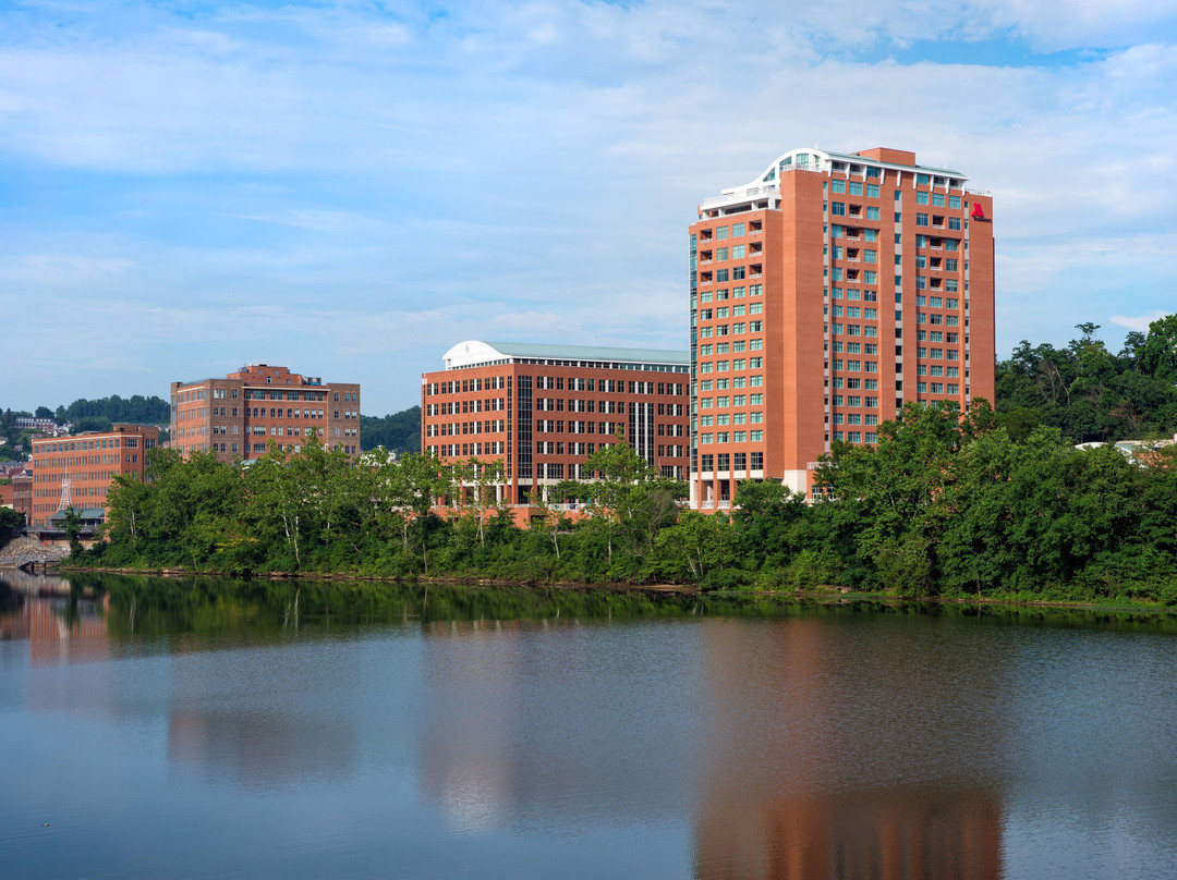 海滨广场酒店主图
