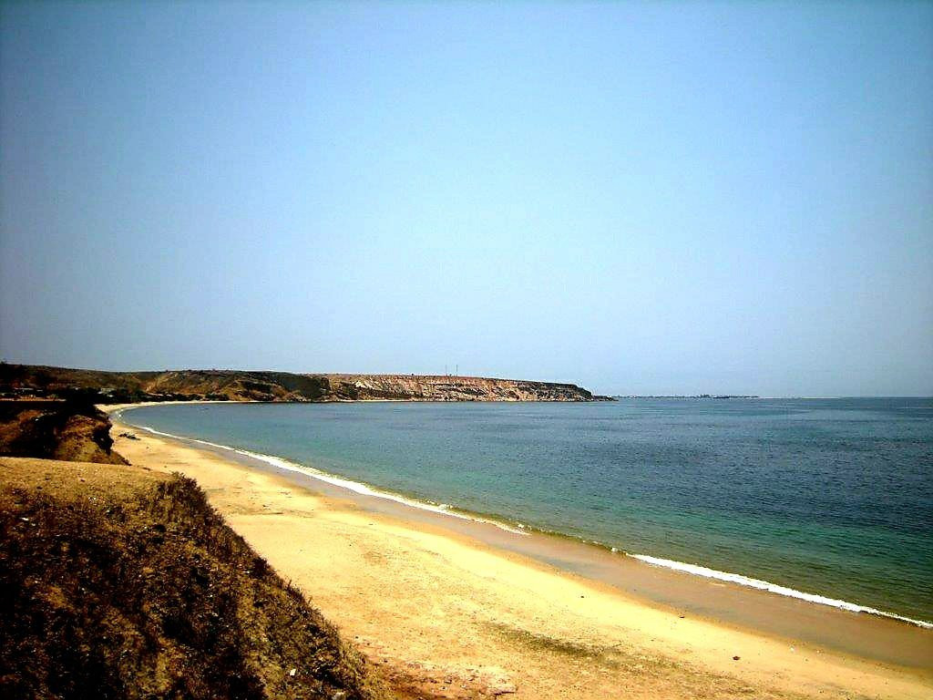 Baía Azul景点图片