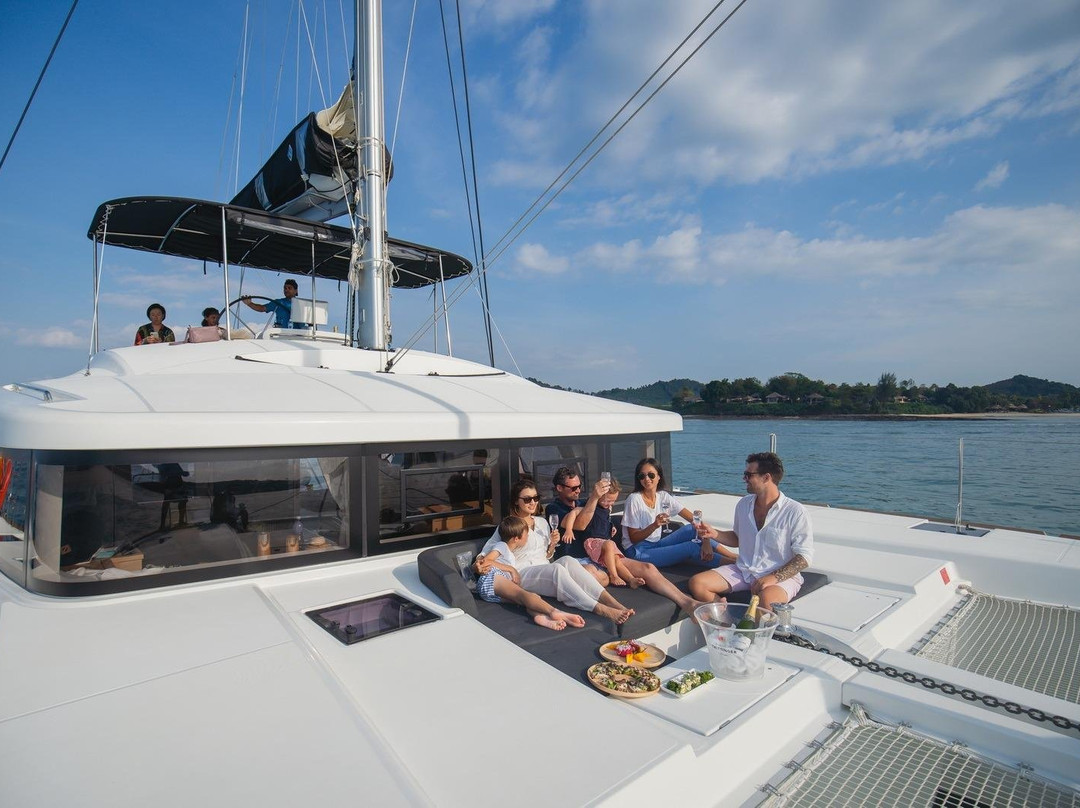 CRUISIO Phuket Luxury Boat Charter-普吉岛必去景点