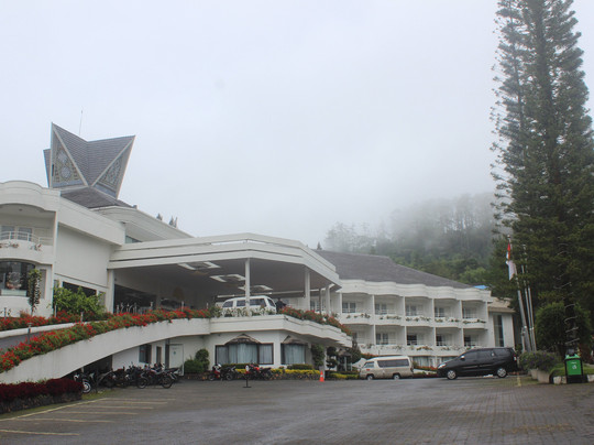 Grand Mutiara Hotel Berastagi主图