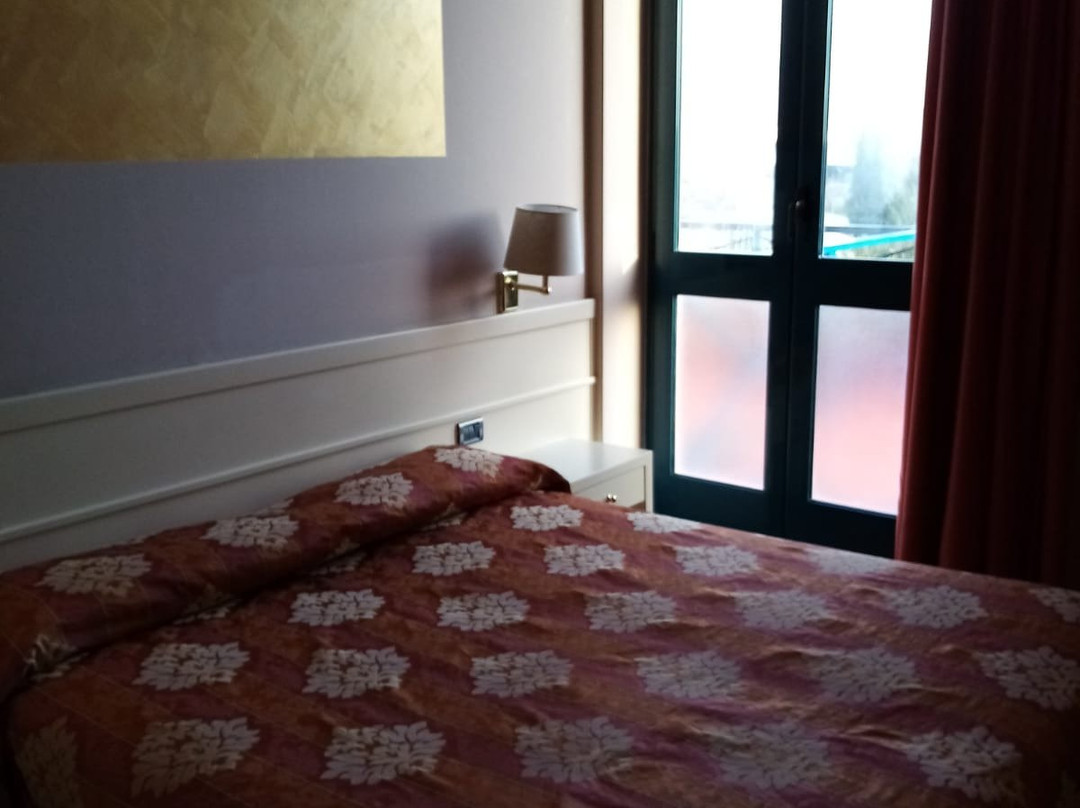 Euro Hotel主图
