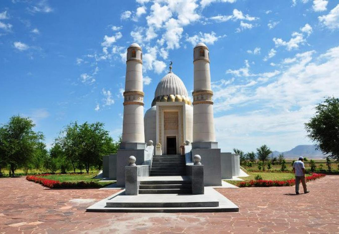 Domalak Ana Mausoleum-Turakty必去景点
