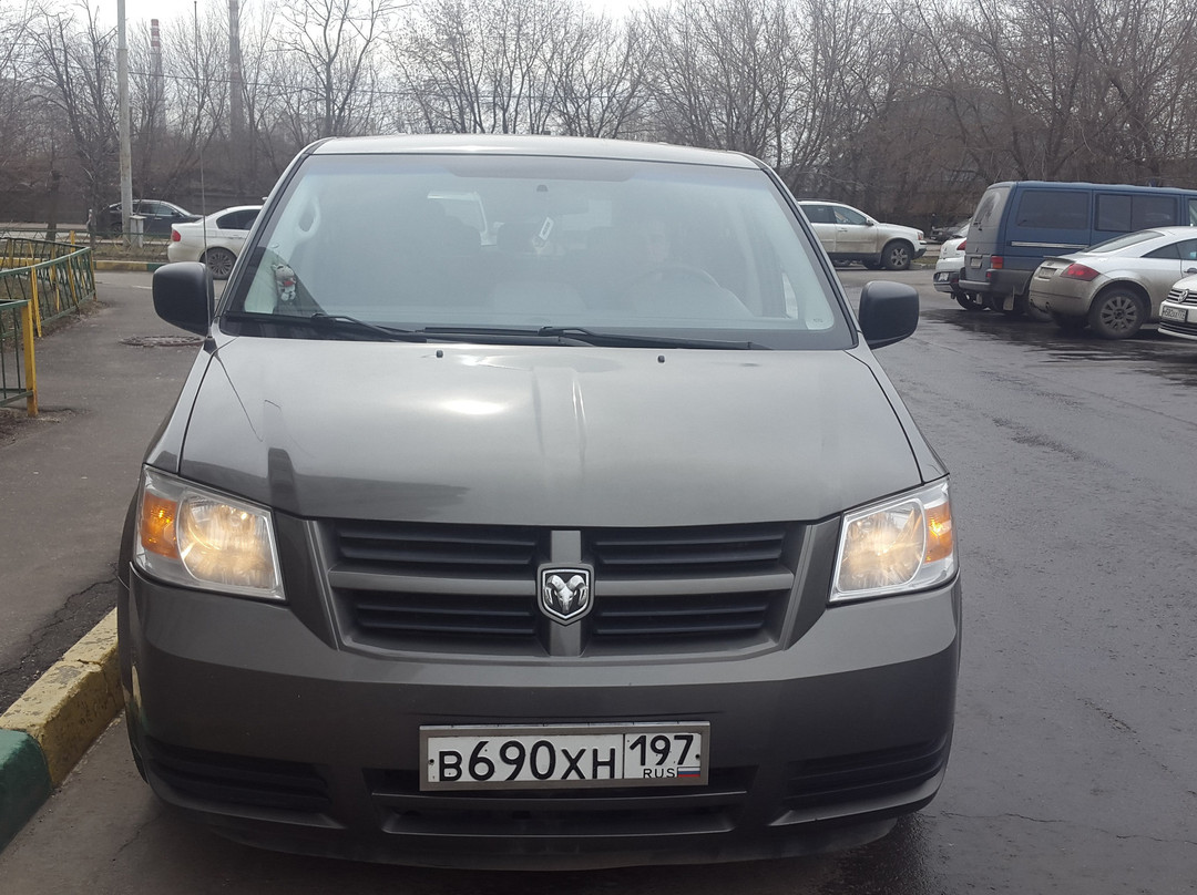 Rent Zeekr 009 with driver-莫斯科必去景点