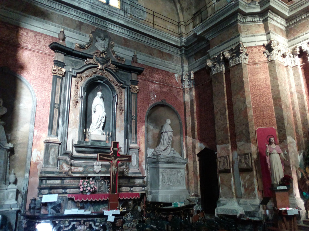 Chiesa di Santa Eufemia-诺瓦拉必去景点