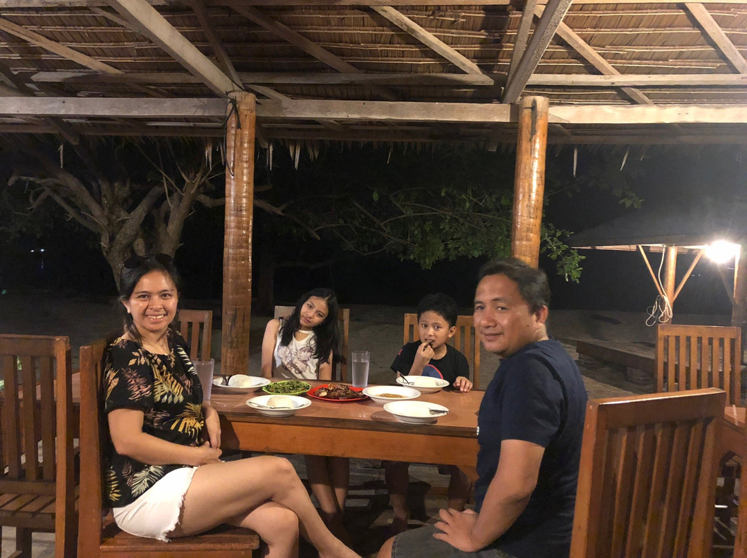 Saronde Island Resort主图