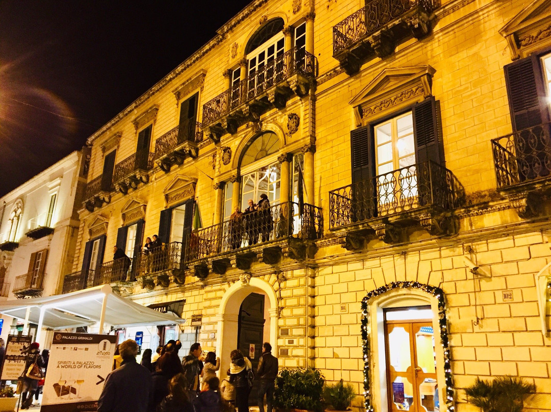 Palazzo Della Cultura-莫迪卡必去景点