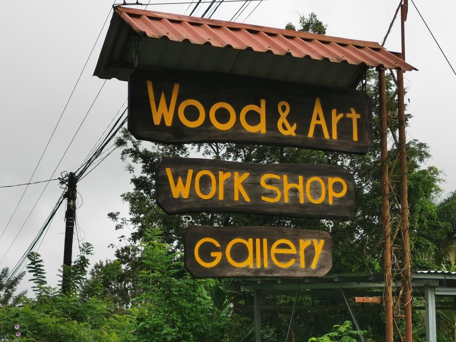 Wood & Art Gallery景点图片