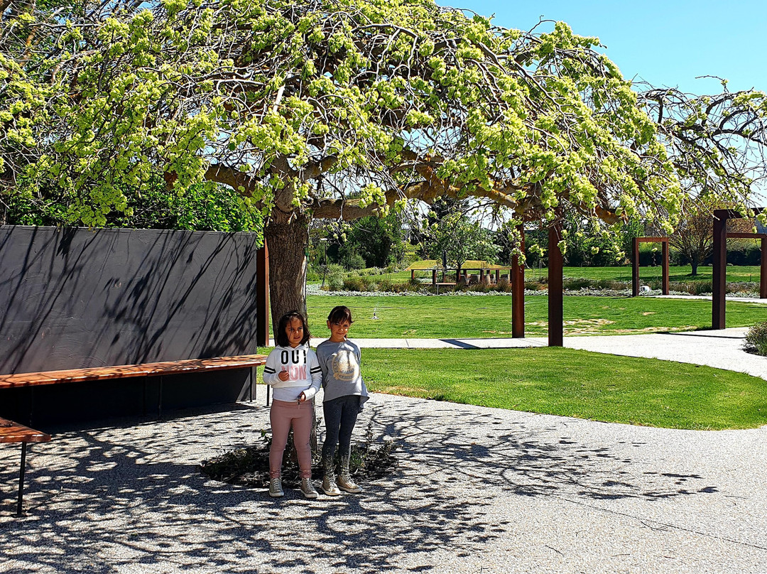 Pirathon Country Estate主图