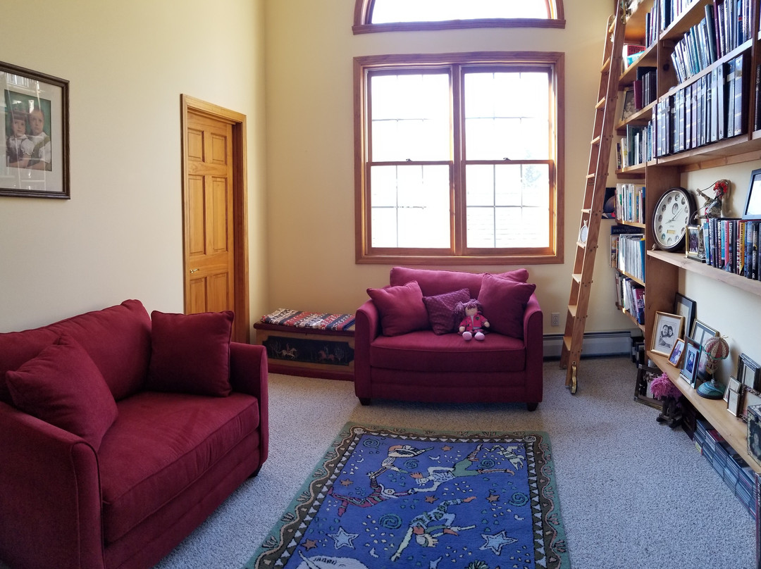 ​Cold Moon Farm主图