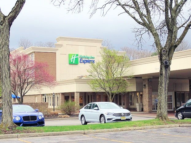 Holiday Inn Express Poughkeepsie By IHG-浴室