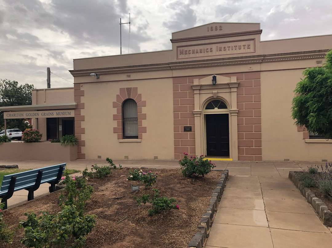 Elliott Gardens-Charlton必去景点