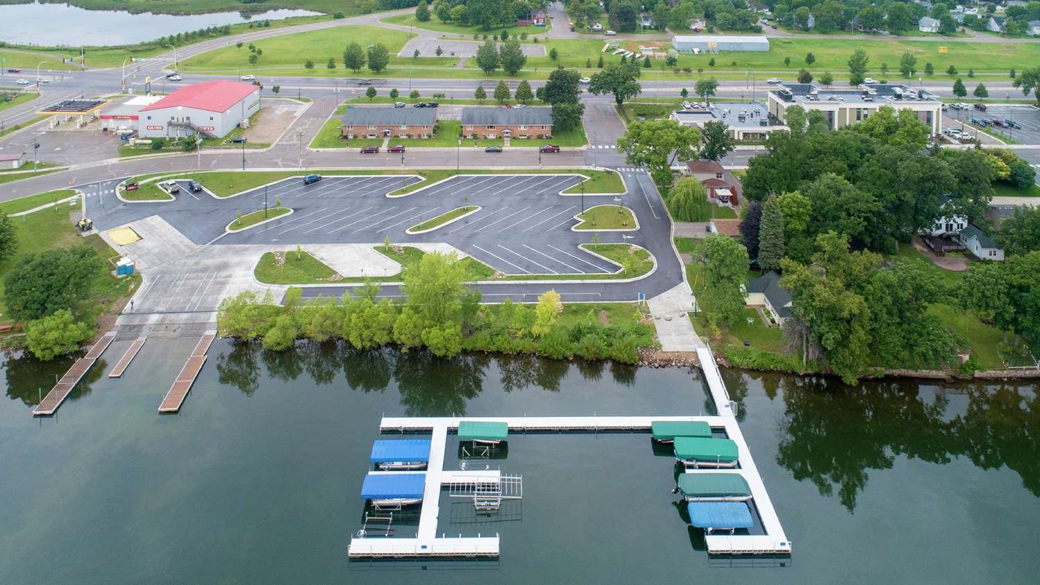 Hampton Inn Spicer Green Lake-官方