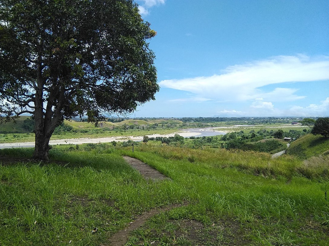 Edsons Ridge Monument景点图片