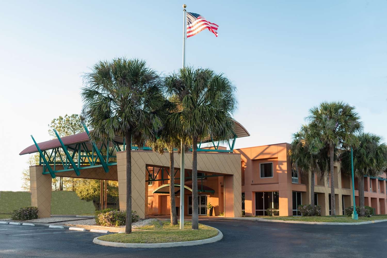 Hampton Inn Brooksville Dade City-官方