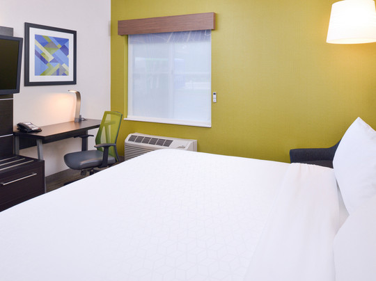 Holiday Inn Express Wixom By IHG主图