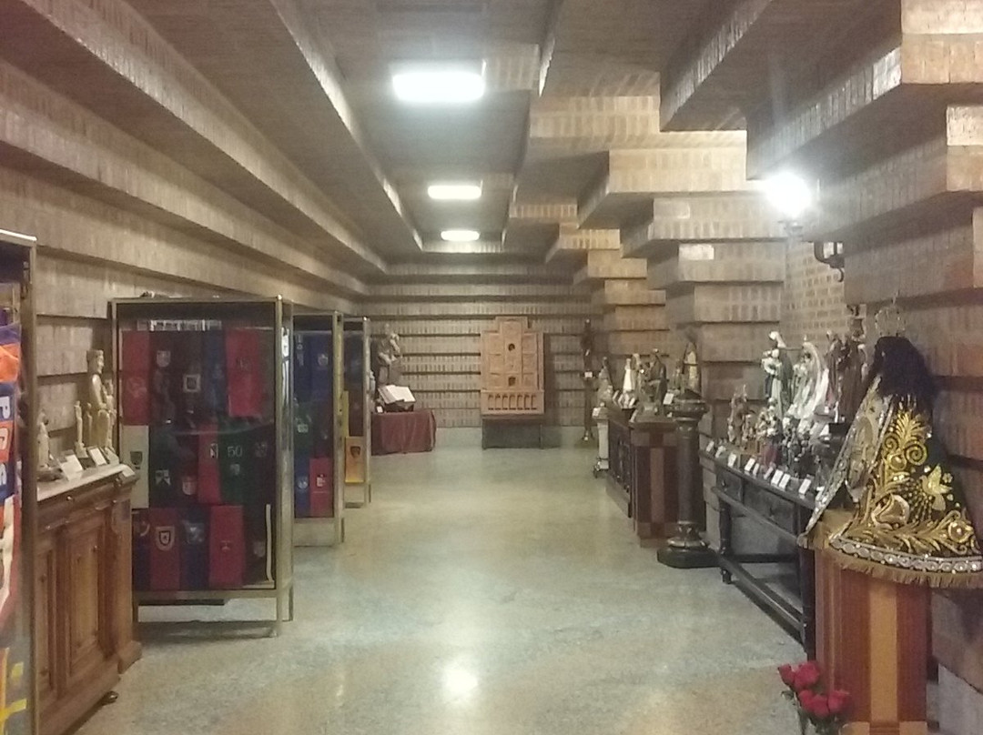 Santuario de Torreciudad景点图片