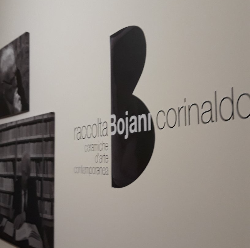 Raccolta di ceramiche d'arte contemporanea "G.C.Bojani"