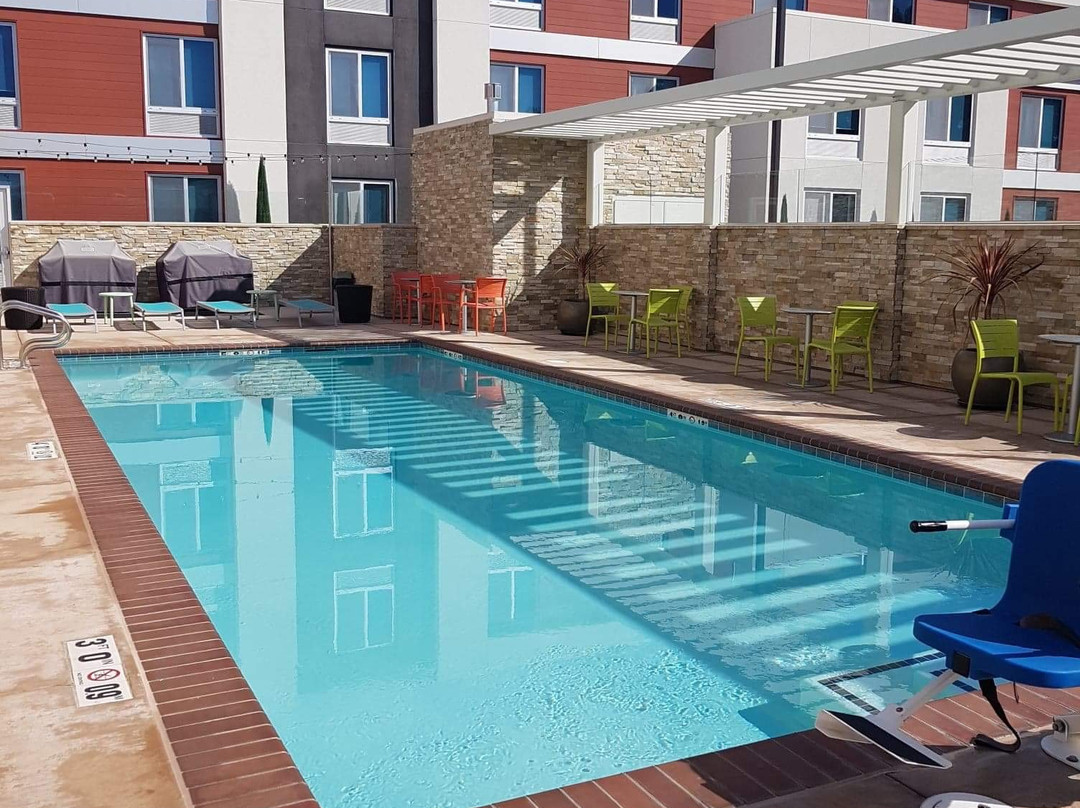 Home2 Suites by Hilton Livermore主图