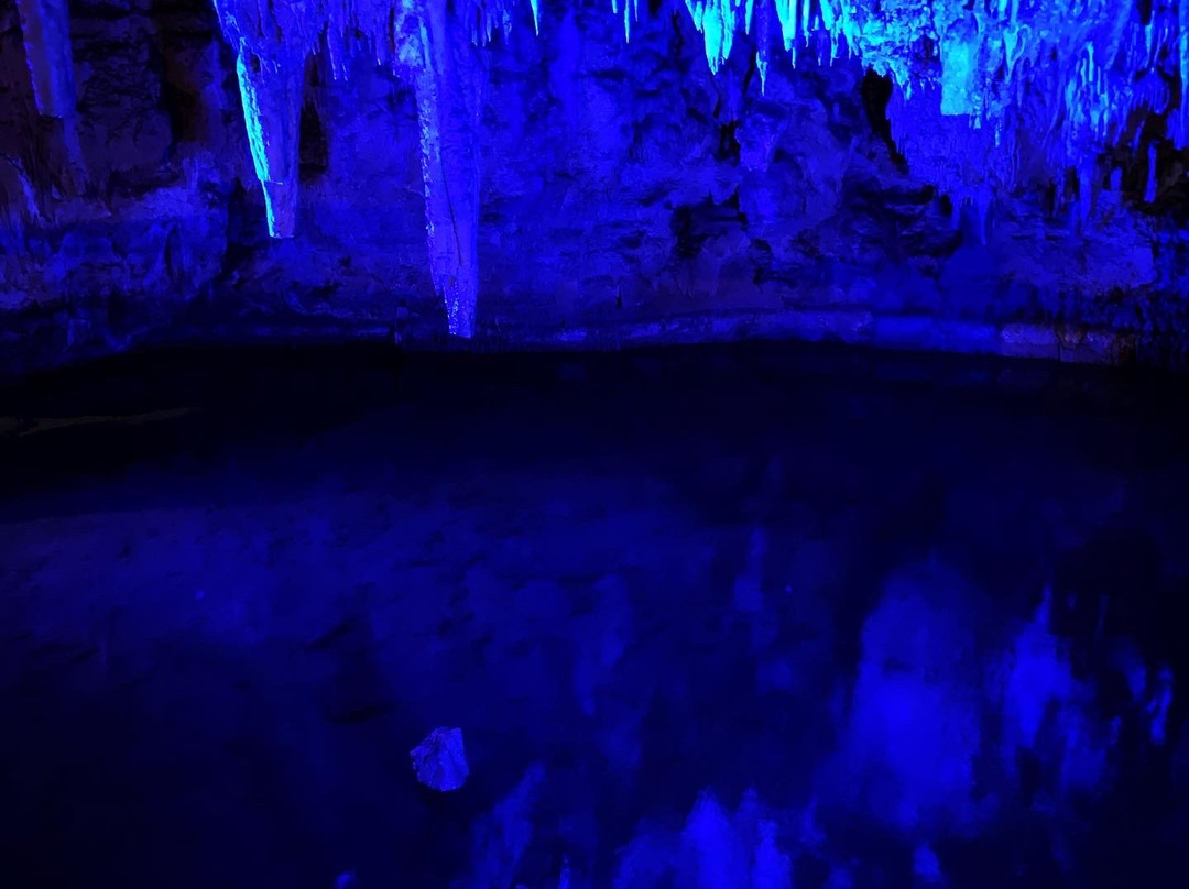 Maki Cave-新见市必去景点