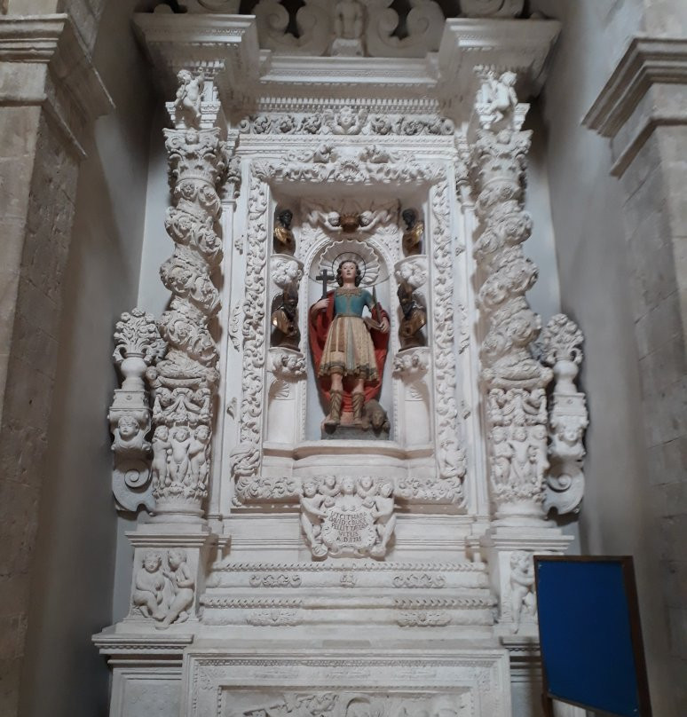 Chiesa di San Francesco-卡斯特拉纳格罗泰必去景点