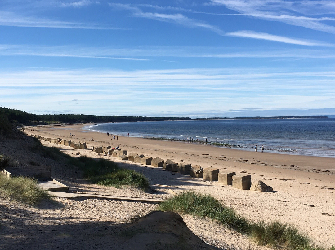 Roseisle Beach-Burghead必去景点