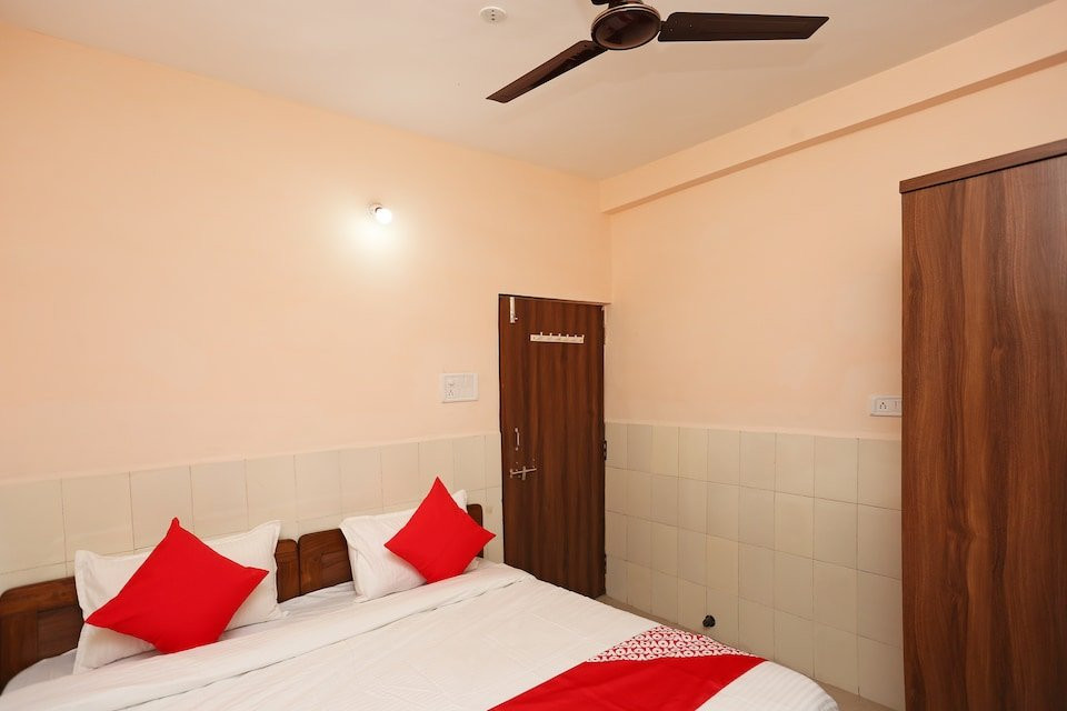 OYO 28290 Hotel Royal Palm主图