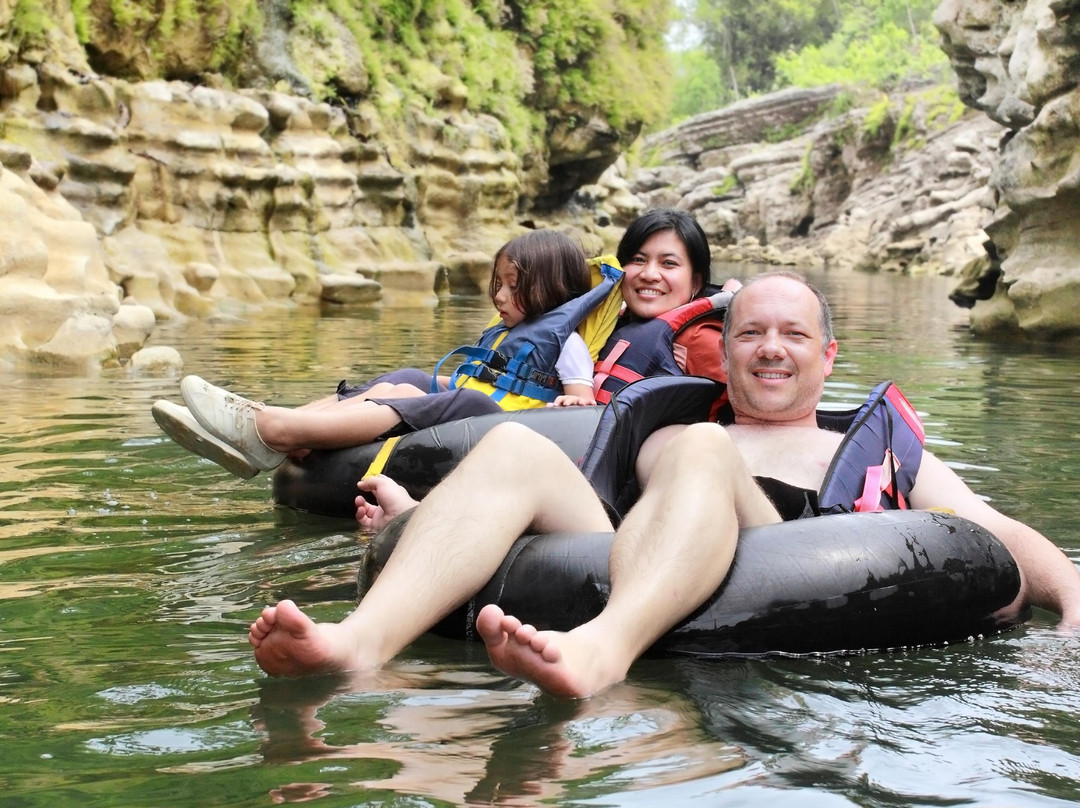Blasian Limousine and Transportation-凤凰城必去景点