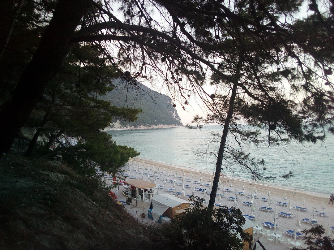 Da Marco - Stabilimento Balneare-Sirolo必去景点