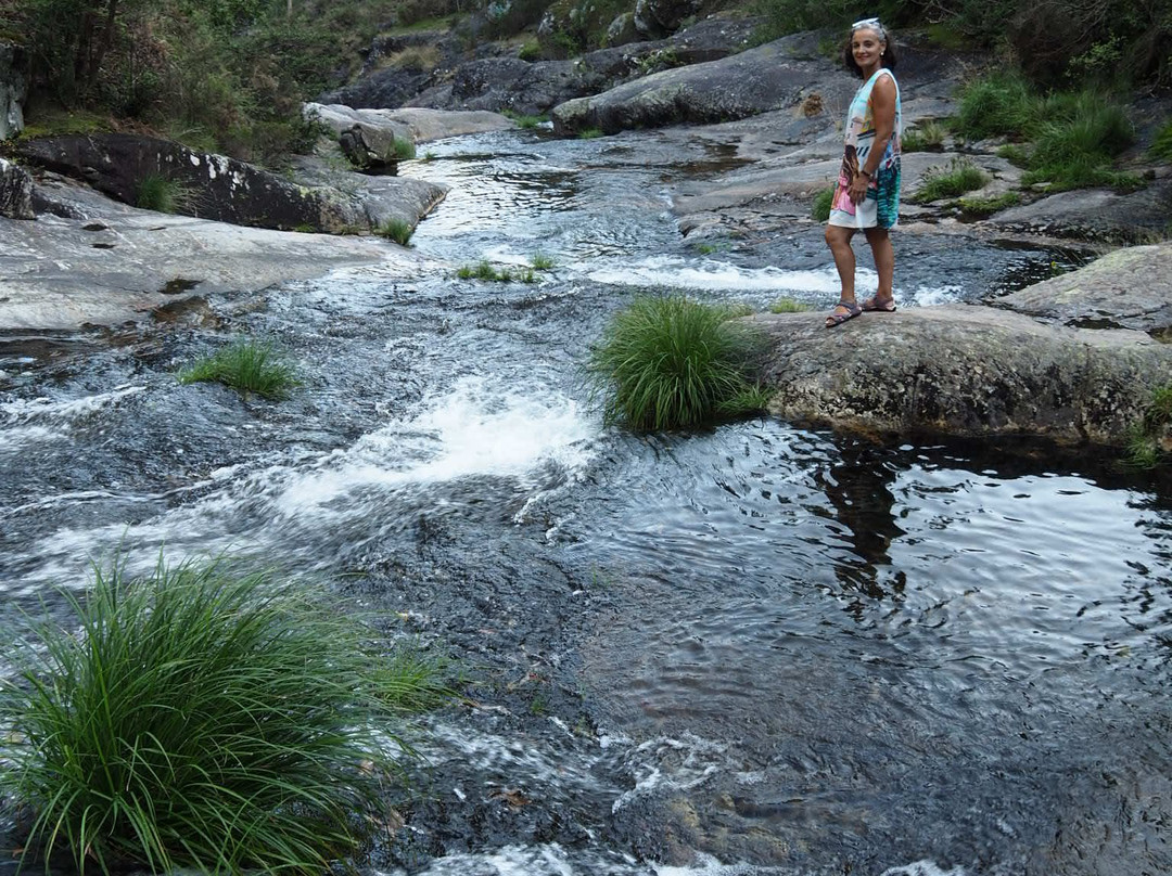 Piscinas naturales del Rio Pedras景点图片