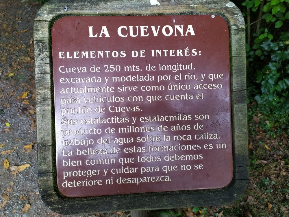 阿斯杜里亚旅游景点-La Cuevona de Cuevas del Agua