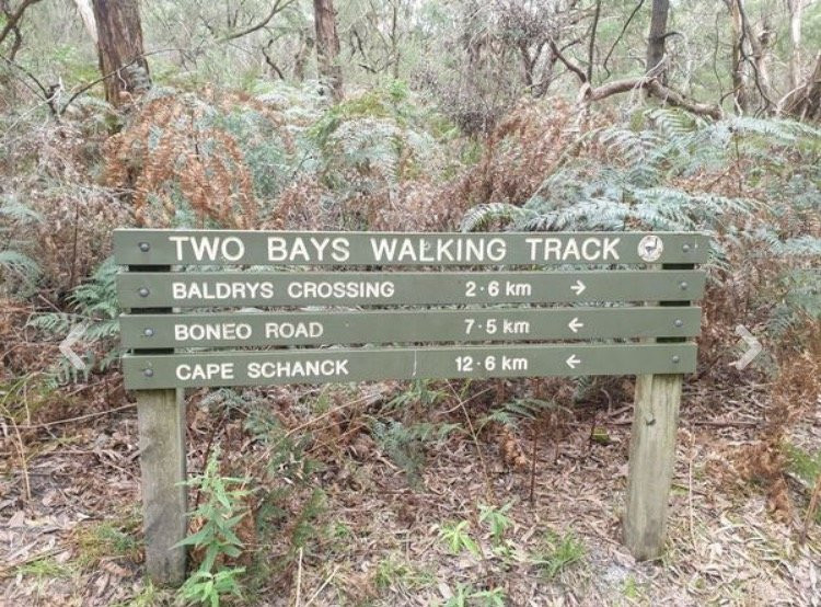 Baldry Crossing Circuit Walk景点图片