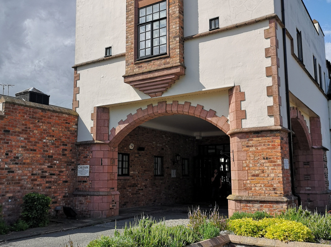 Crabwall Manor Hotel & Spa主图