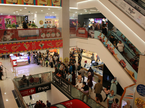 Ibn Batouta Mall-丹吉尔必去景点