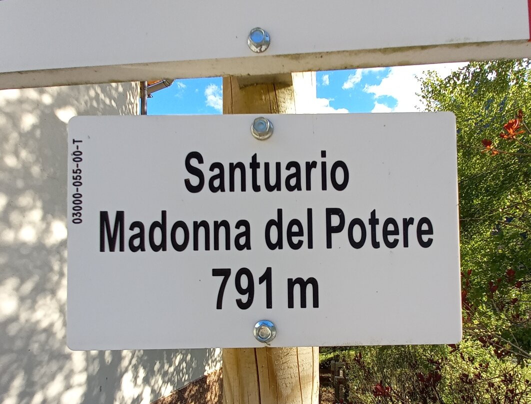 Santuario Madonna Del Potere景点图片
