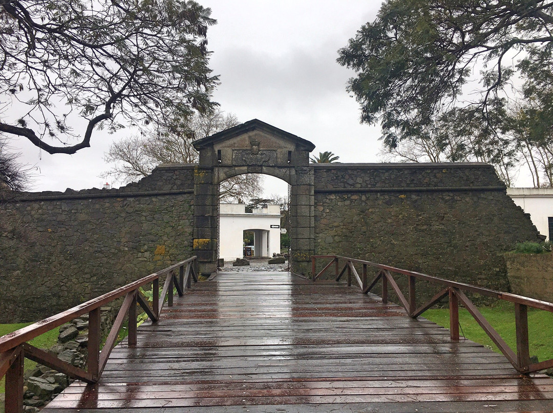 Porton de Campo-科洛尼亚·德尔萨克拉门托城必去景点