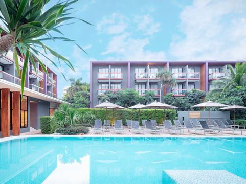 普吉岛巴东海滩中央智选假日酒店 - IHG 旗下酒店主图