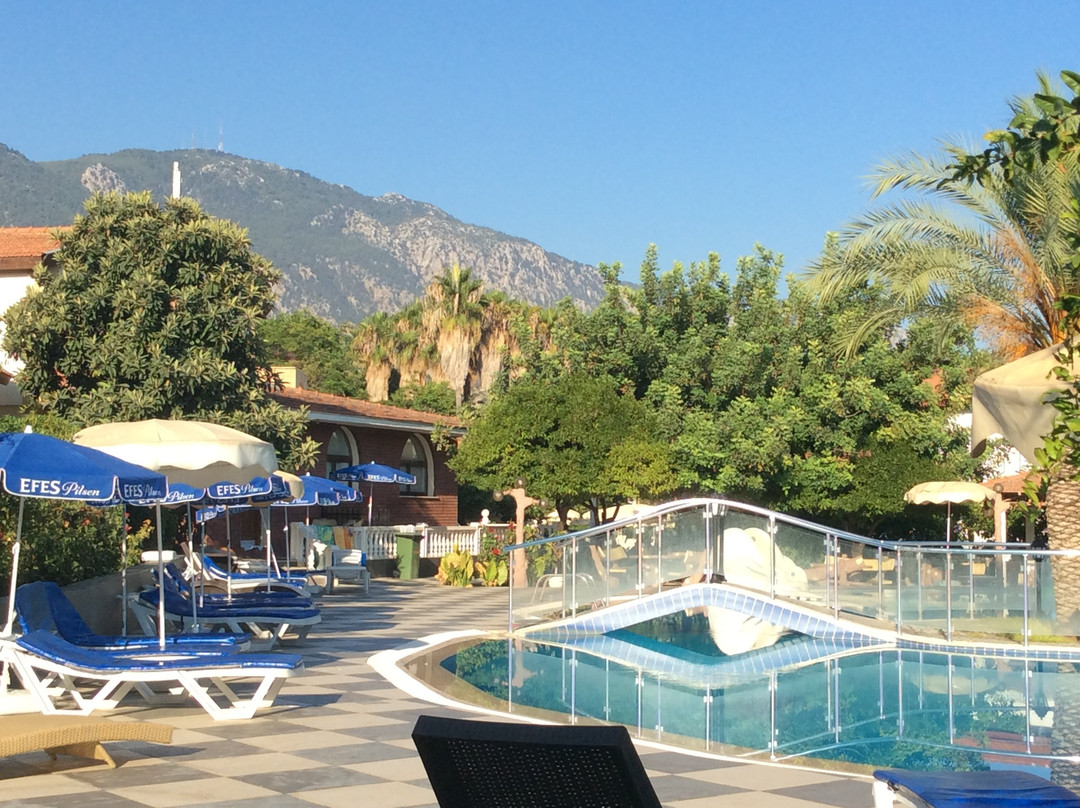 Riverside Garden Resort Hotel主图