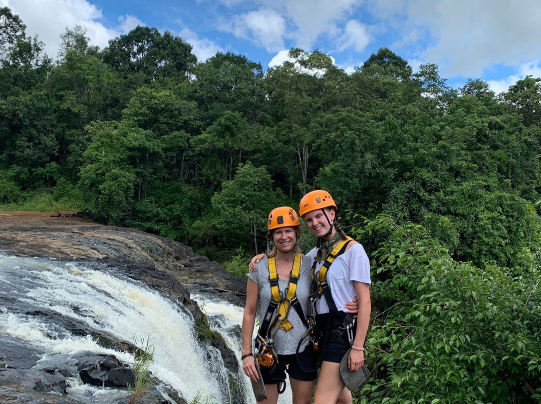 Mayura Zipline at Waterfall-森莫诺隆必去景点