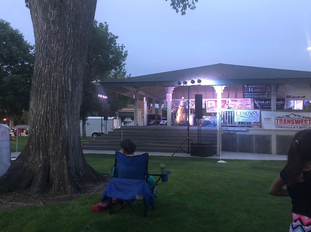 The Crest Motel主图